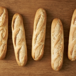 Fully Baked Presliced Baguette